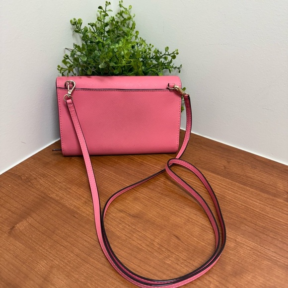 KATE SPADE Pink  Xbody Phone Purse Winni Wakefield Lane Wallet R/$199 EUC - Picture 2 of 10